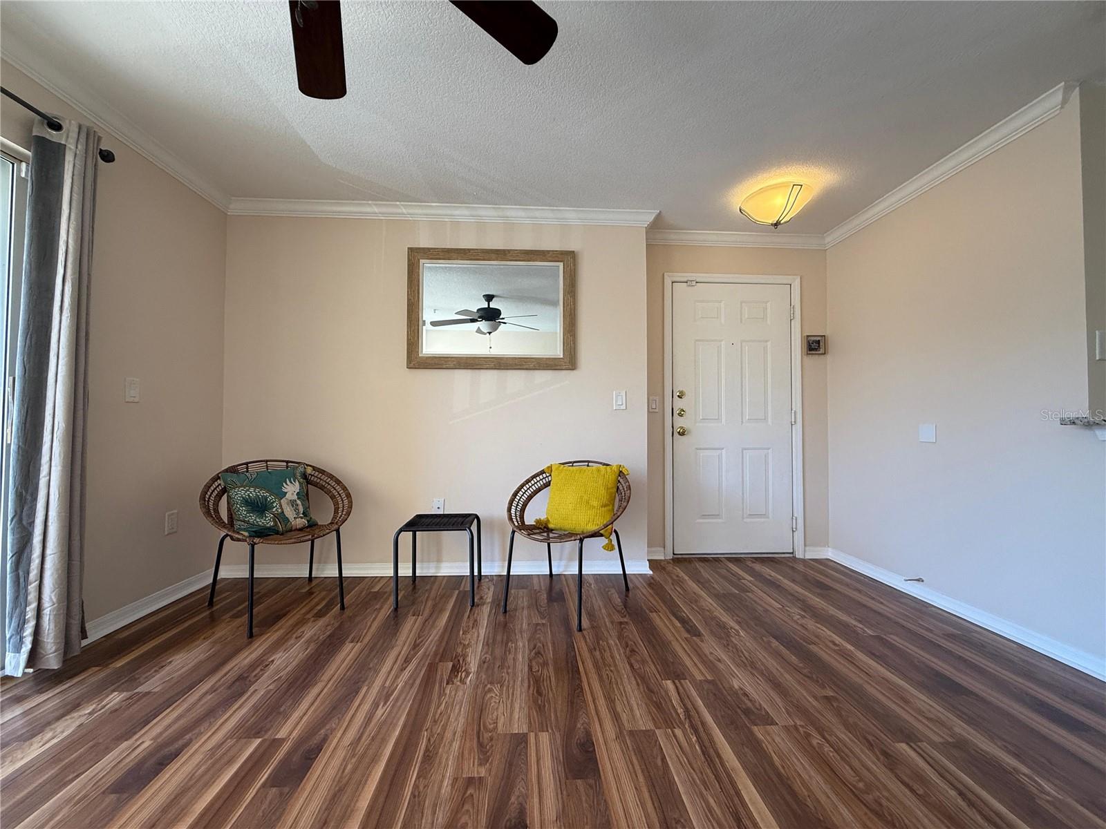 BLDG 11 UNIT 213 VILLAS AT LAKESIDE A CONDOMINIUM - Residential