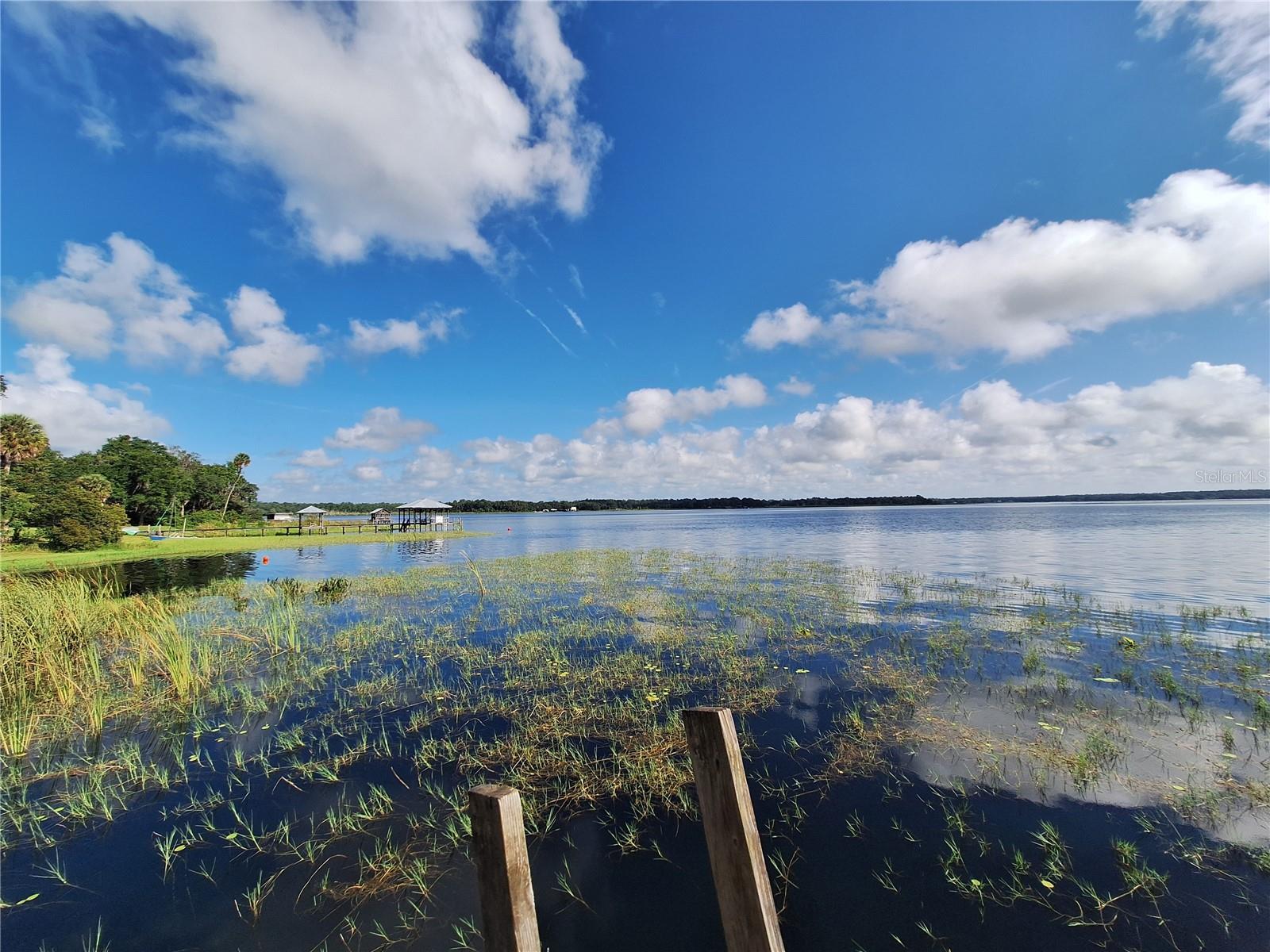 FRST LAKE - Land