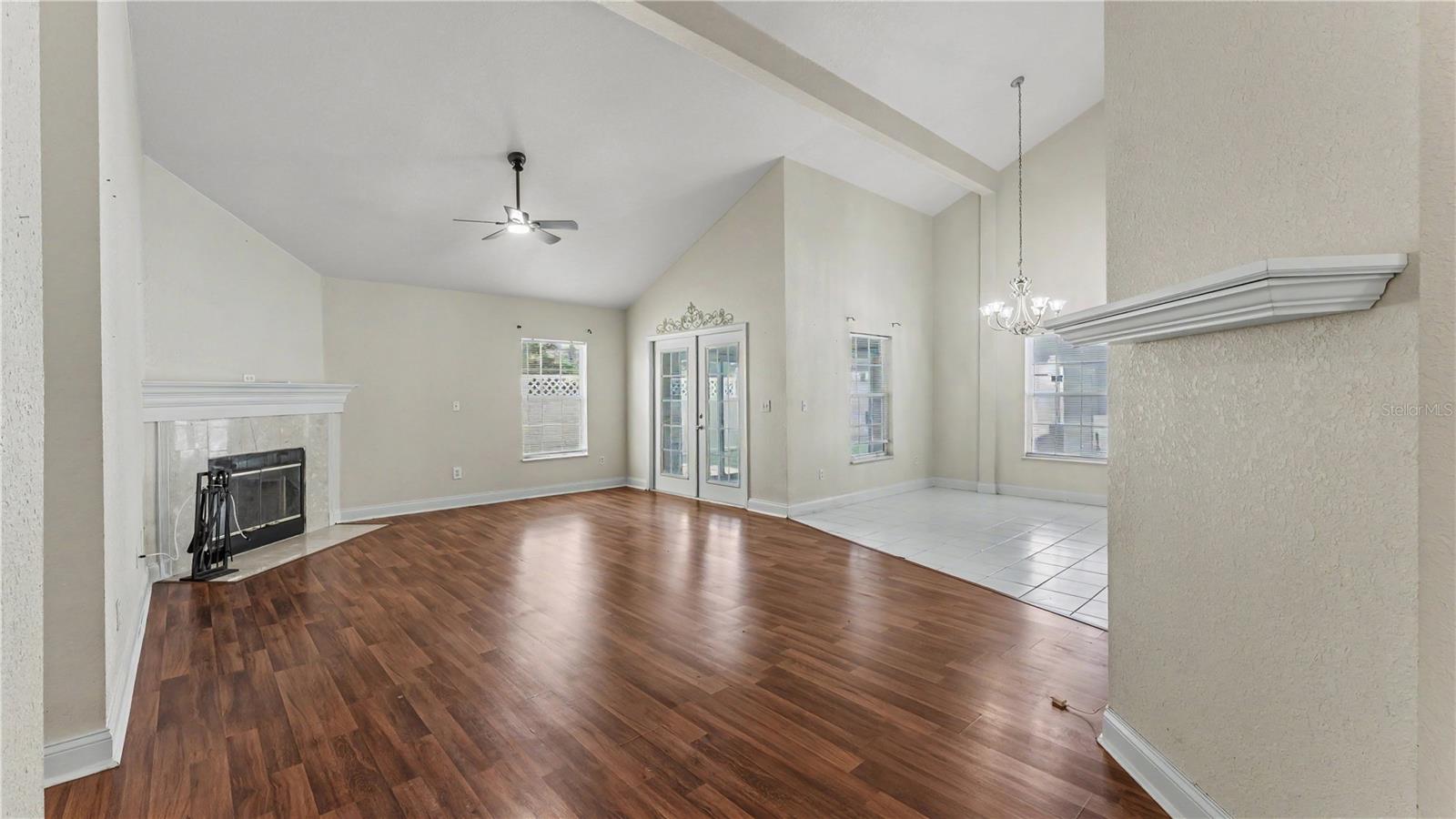 MADALYN COVE - Residential