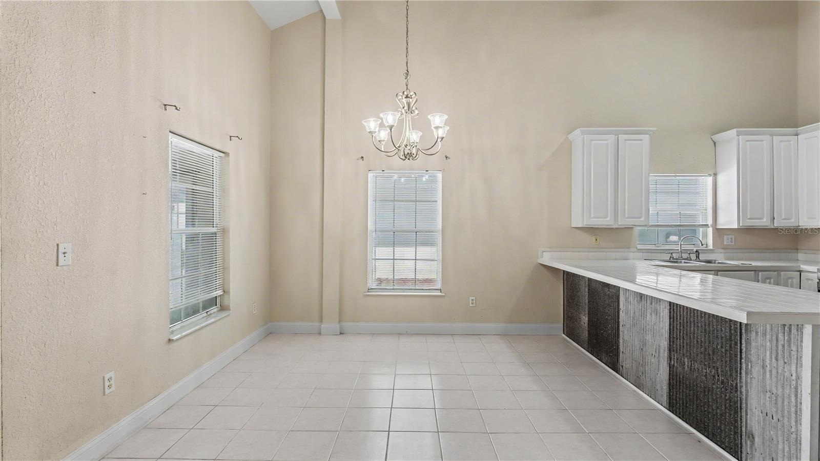MADALYN COVE - Residential