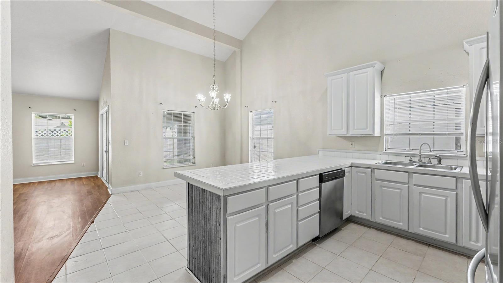 MADALYN COVE - Residential