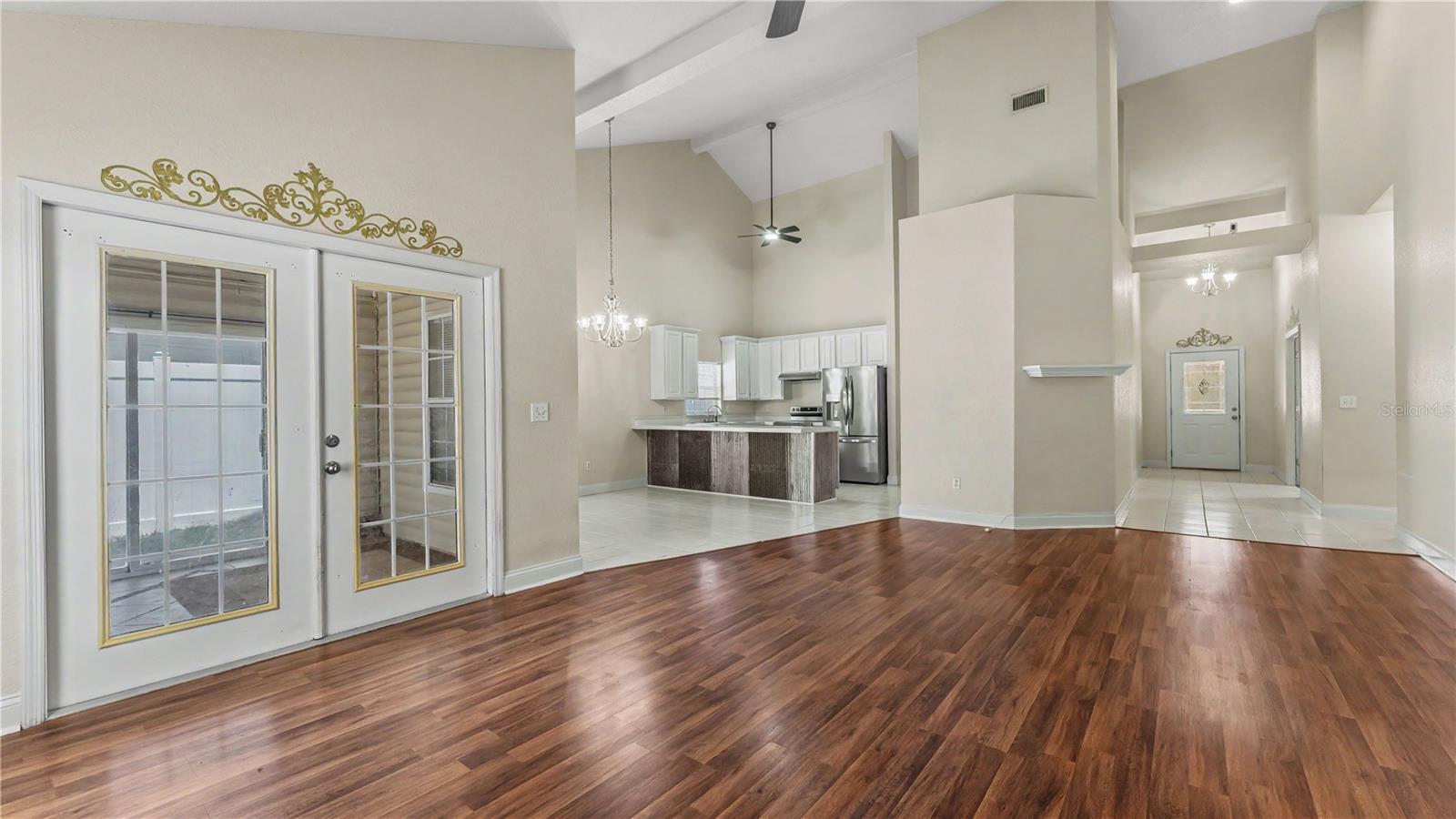 MADALYN COVE - Residential