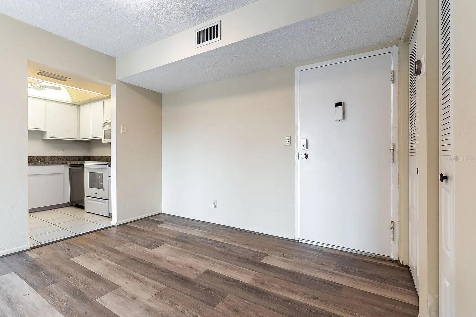 RAINTREE - Residential