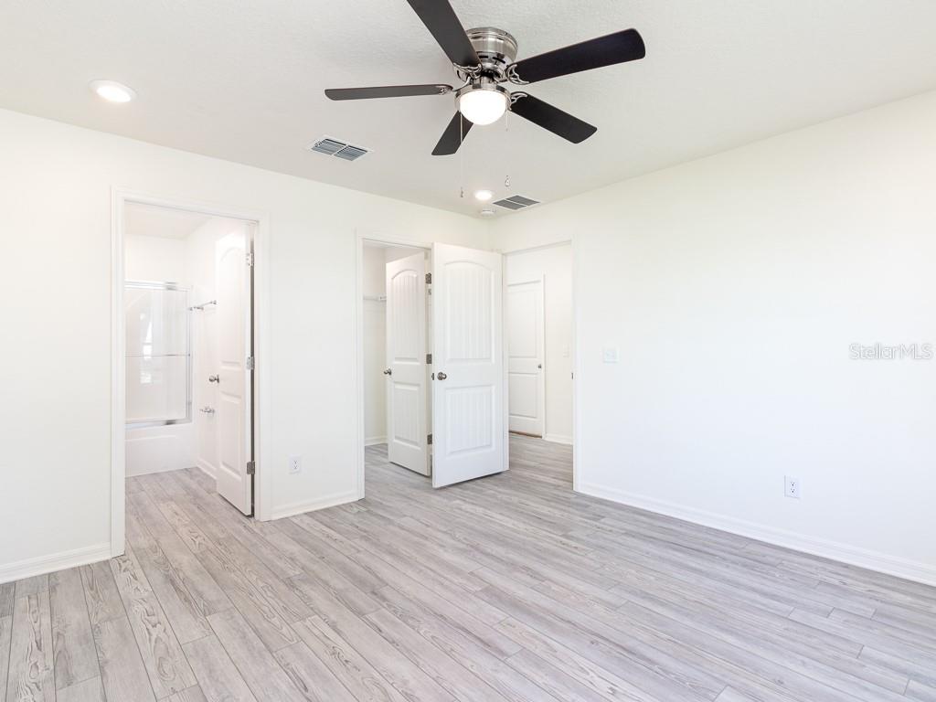 1587 - PORT CHARLOTTE SUB 33 - Residential