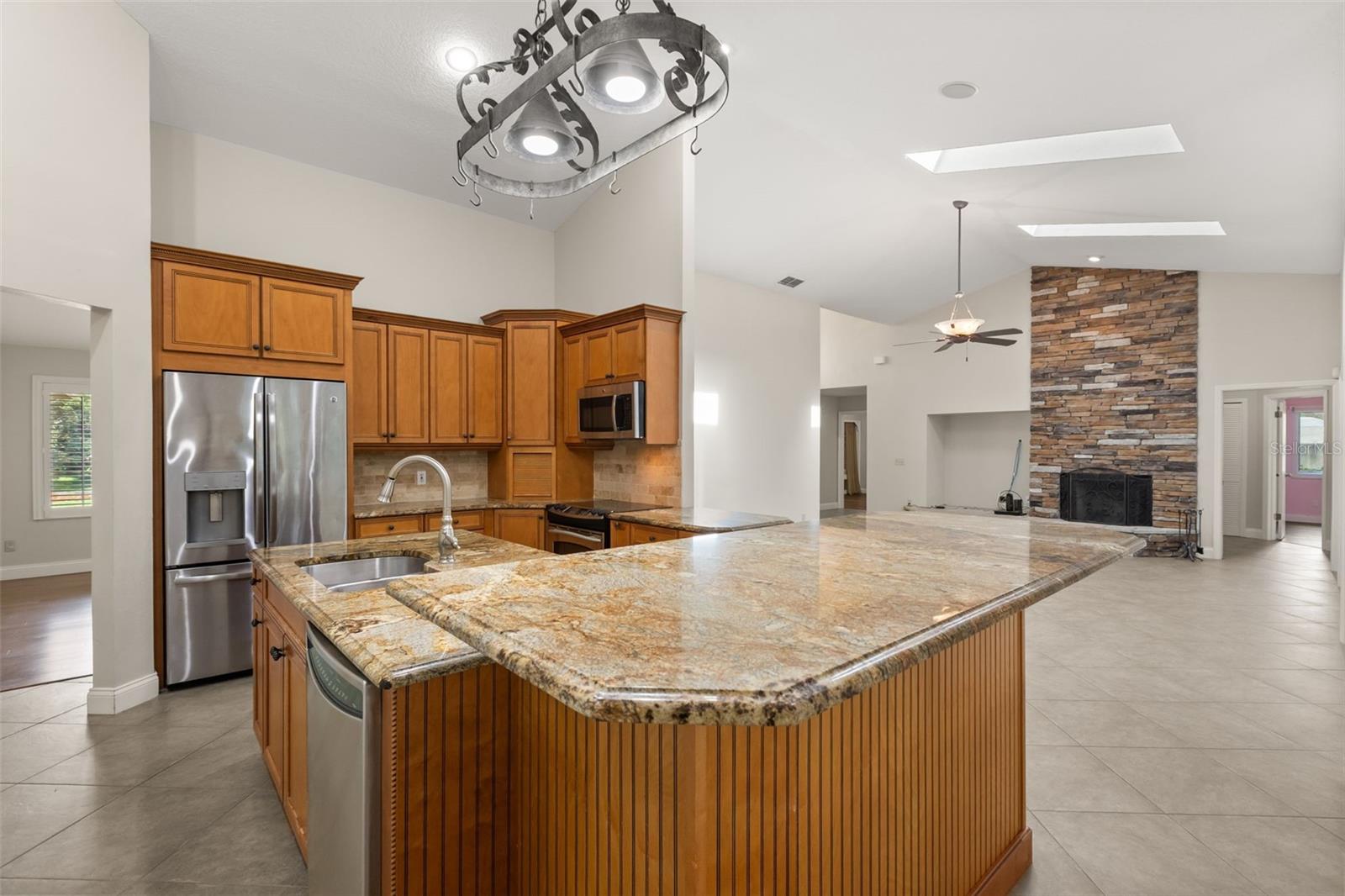 TURNBURY WOODS - Residential