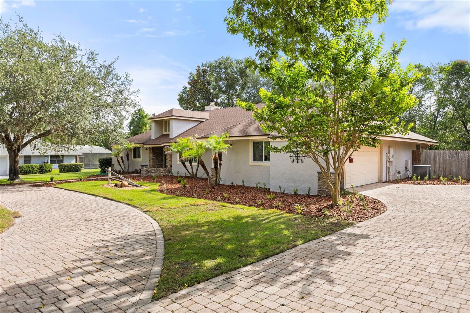 TURNBURY WOODS - Residential