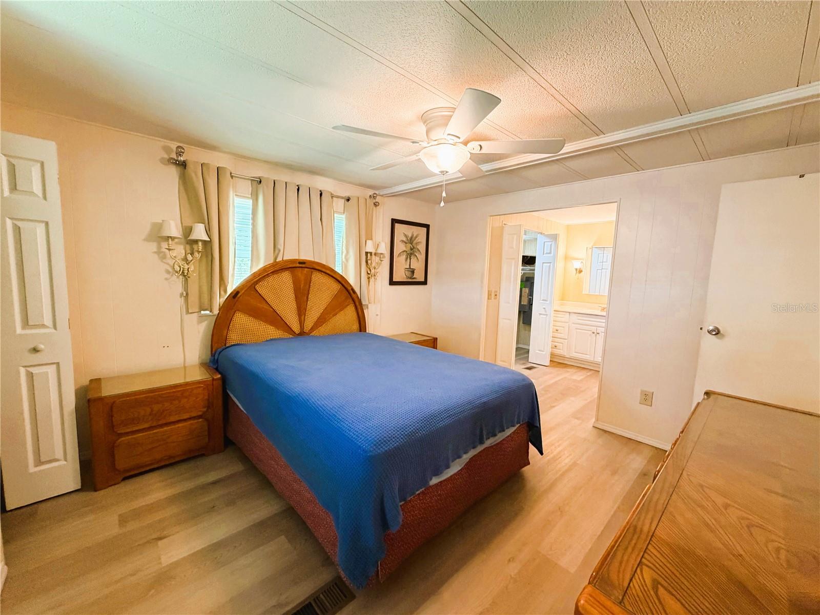 HAWTHORNE AT LEESBURG A COOP - Residential