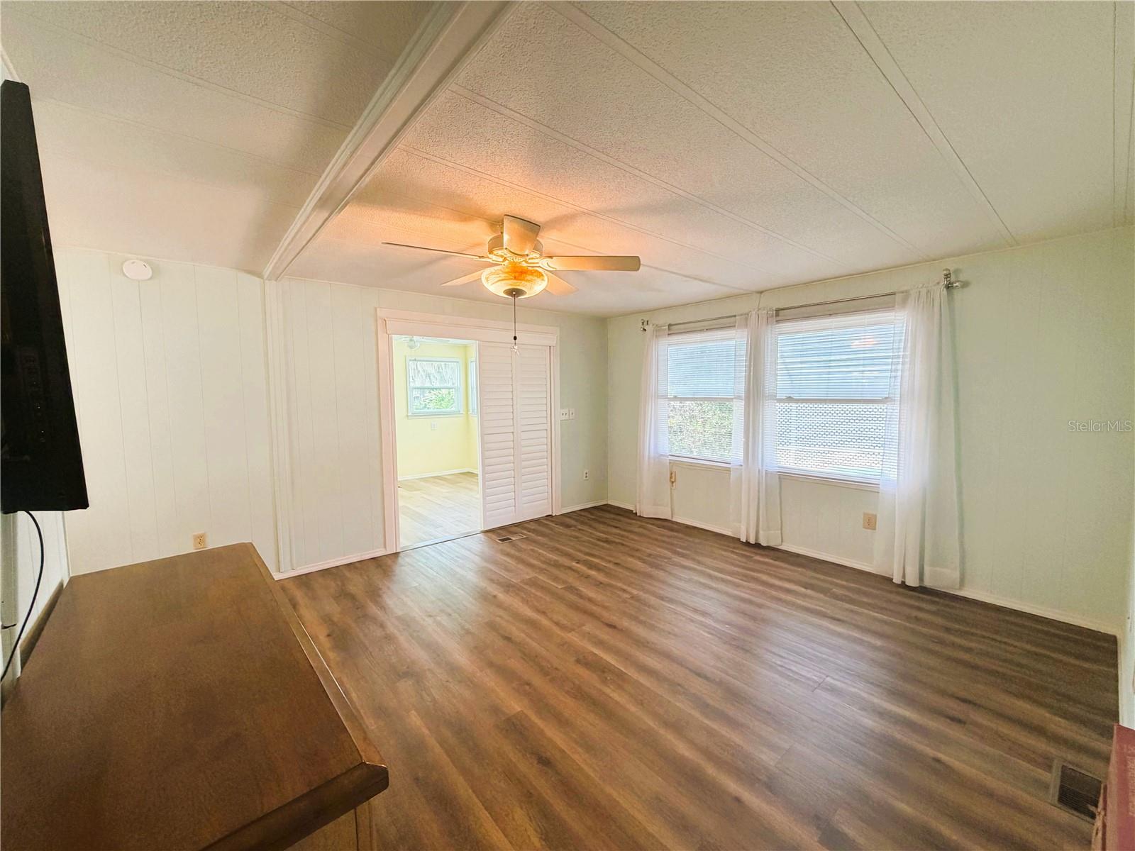 HAWTHORNE AT LEESBURG A COOP - Residential