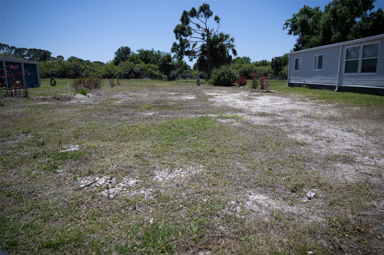 LA CASA MHP CO-OP - Land
