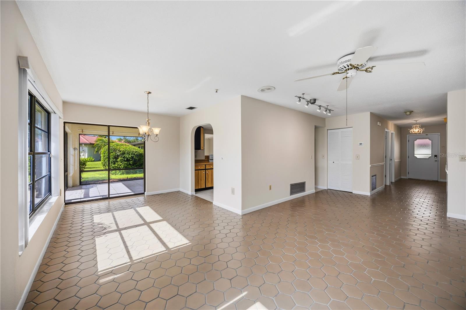 VIVIENDA PH II SEC II - Residential