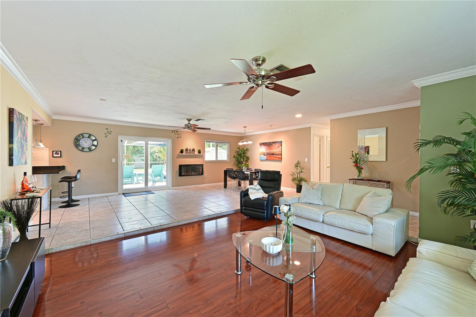 GROVE HAVEN SUB - Residential