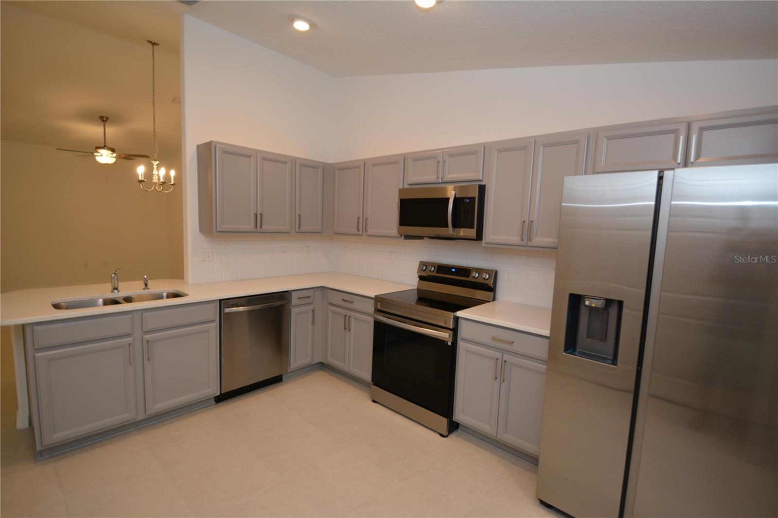 SEMINOLE WOODS - Residential Income