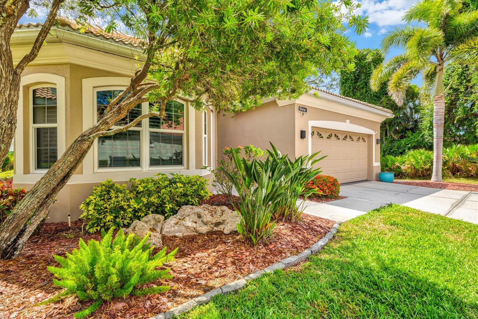 WILLOWBROOK - Residential
