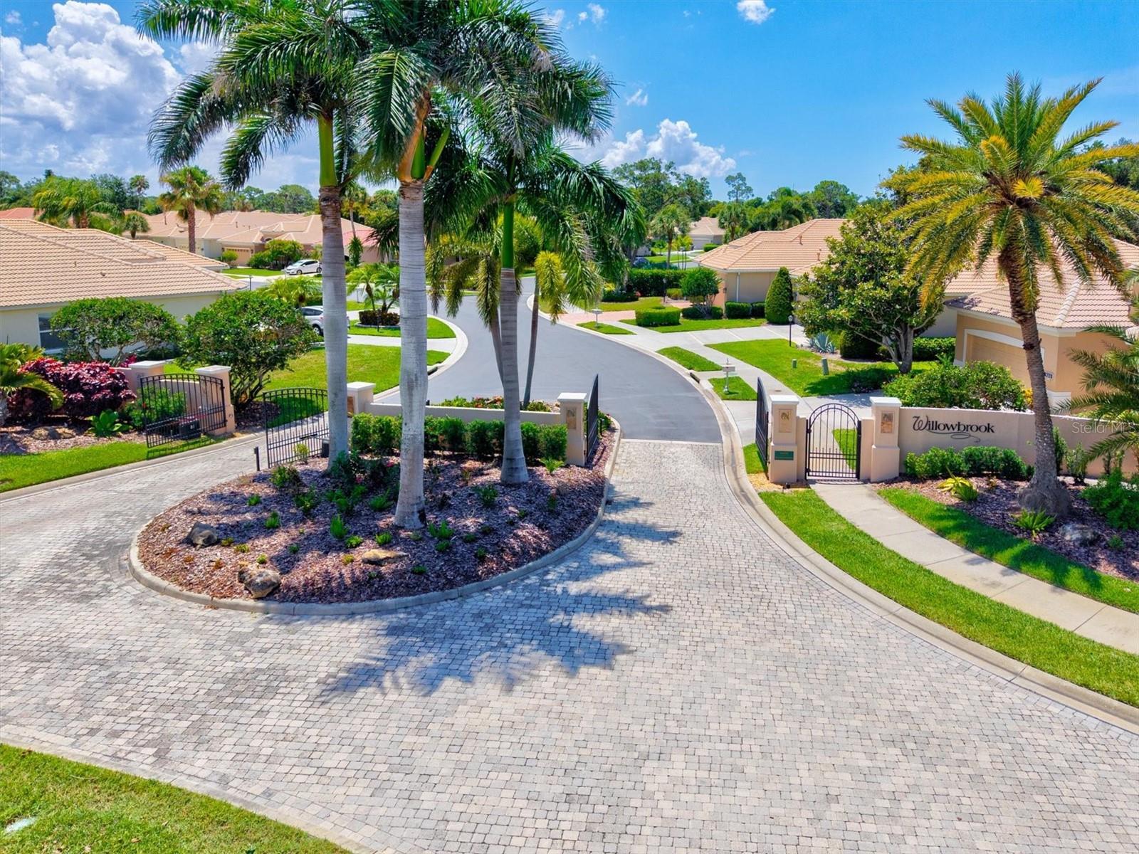 WILLOWBROOK - Residential