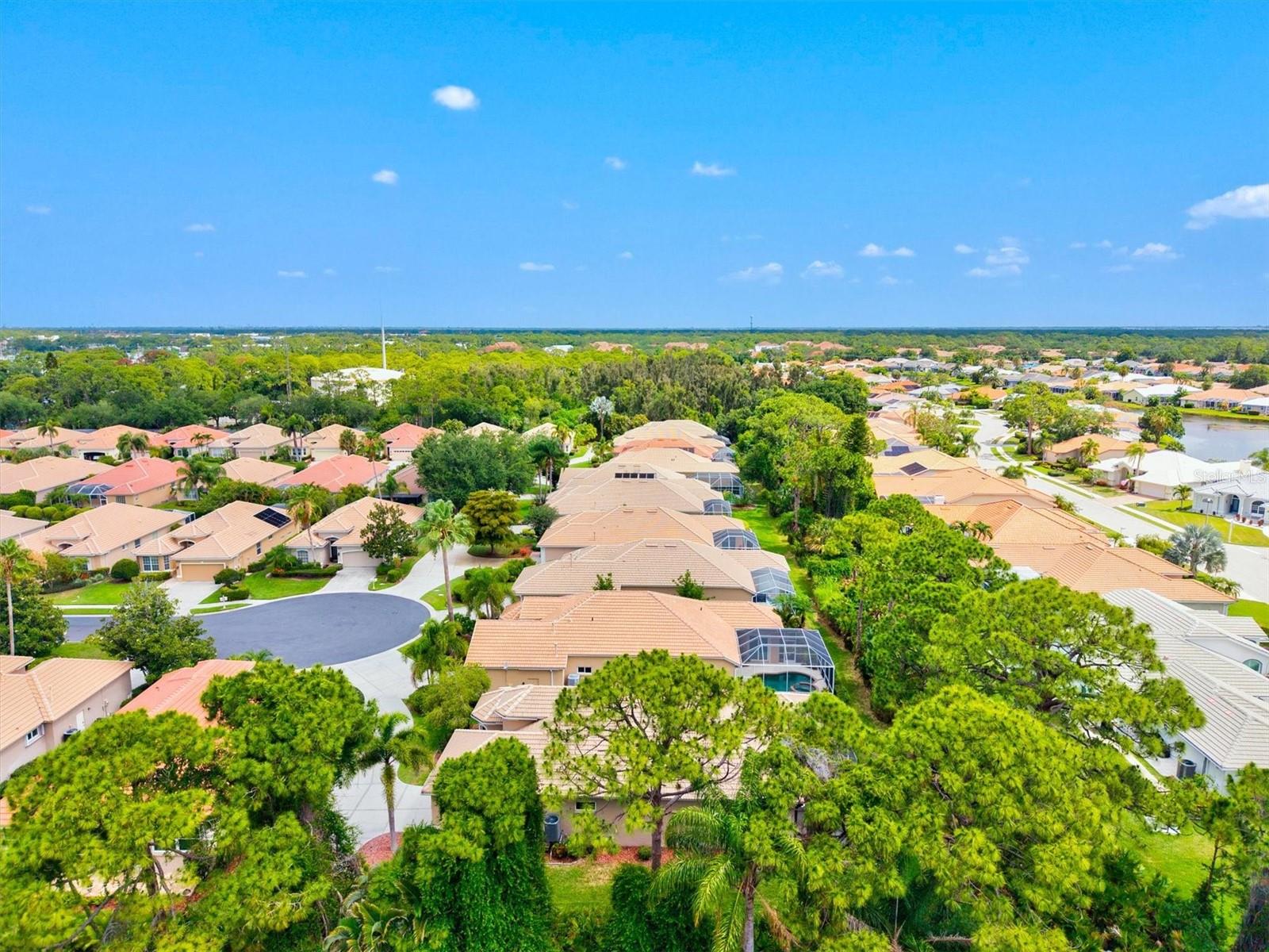 WILLOWBROOK - Residential