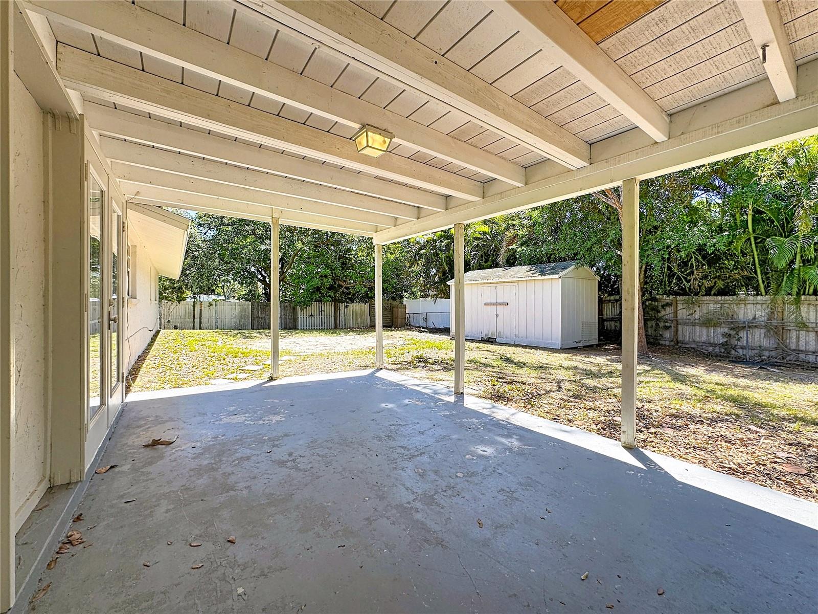 HARBOR OAKS - Residential