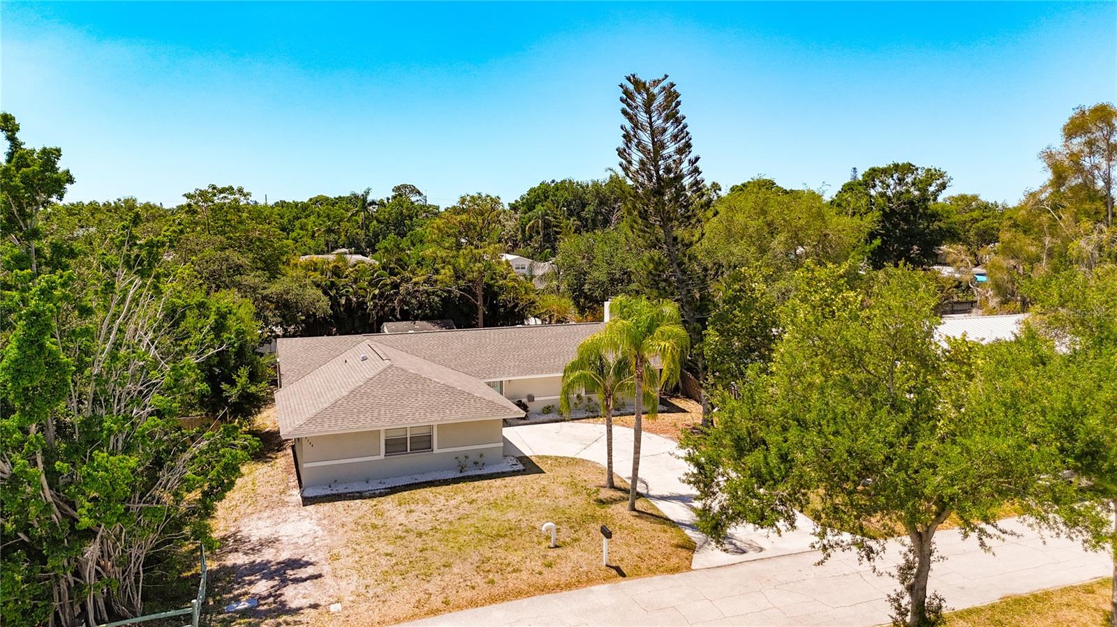 HARBOR OAKS - Residential