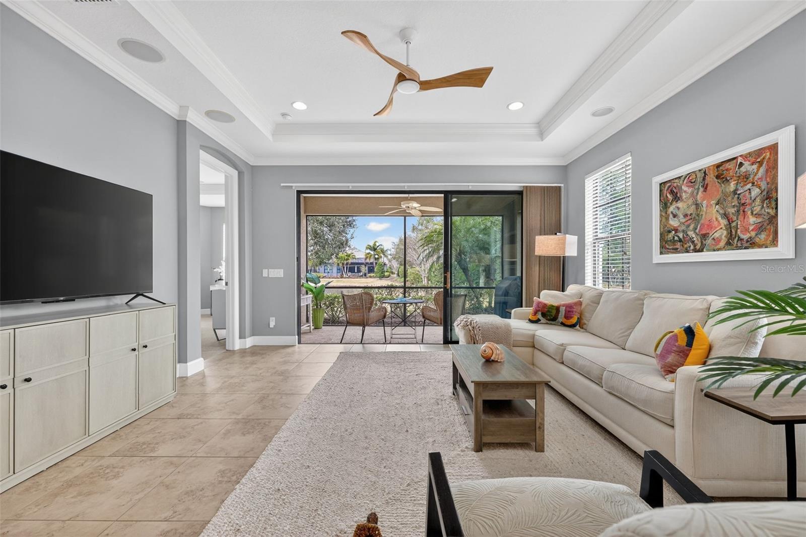 ESPLANADE - Residential