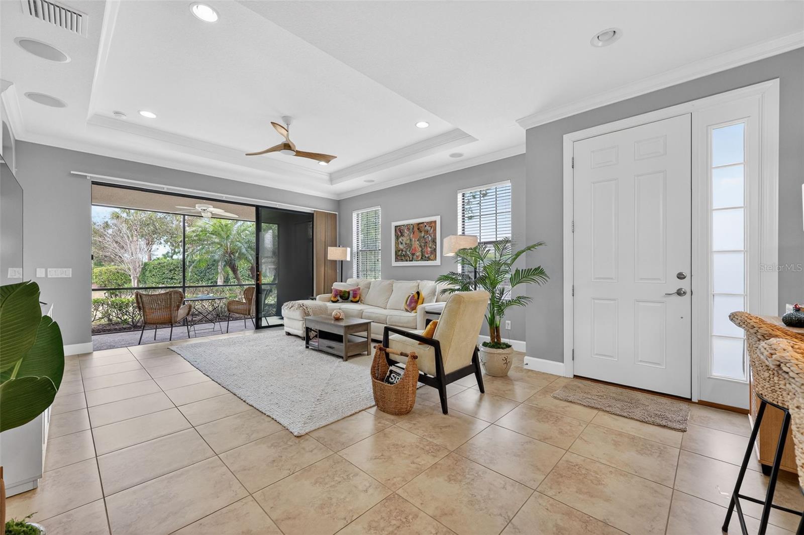 ESPLANADE - Residential