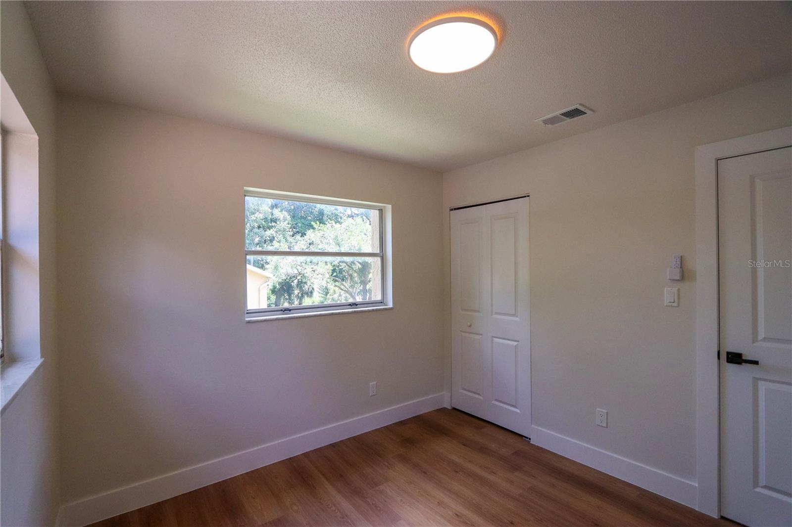 PARK LAKE TWNHS - Residential