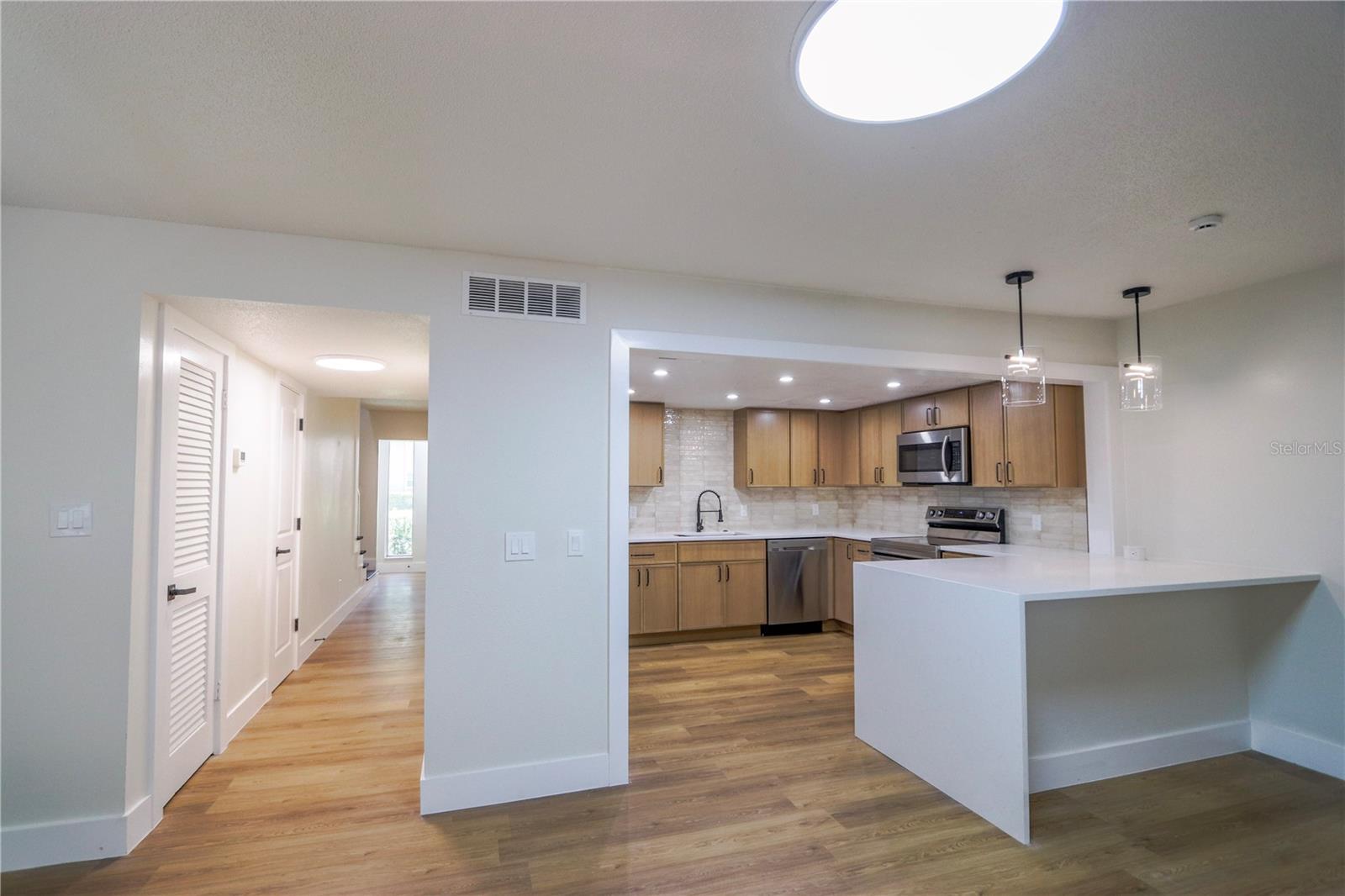 PARK LAKE TWNHS - Residential