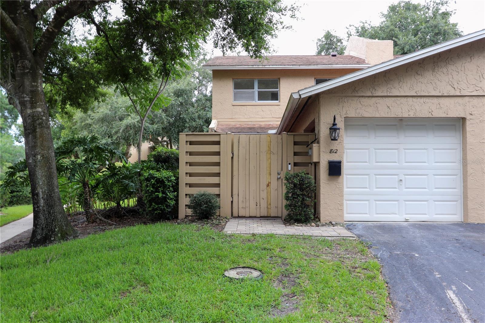 PARK LAKE TWNHS - Residential