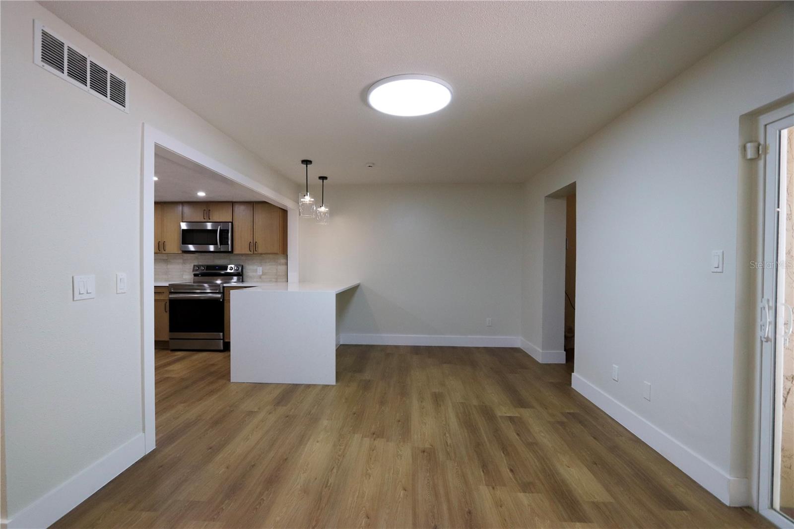 PARK LAKE TWNHS - Residential