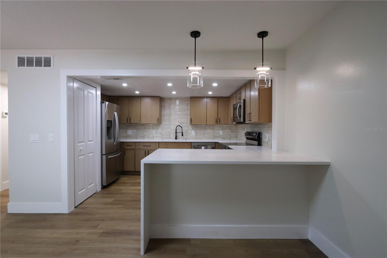 PARK LAKE TWNHS - Residential