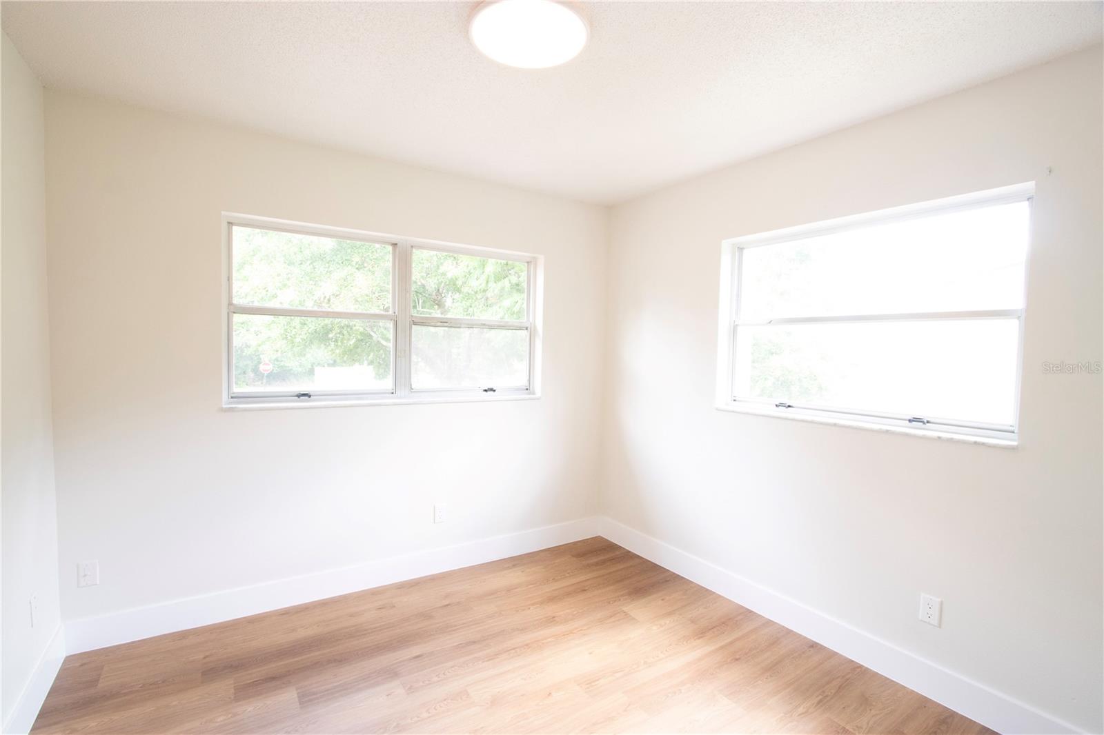 PARK LAKE TWNHS - Residential