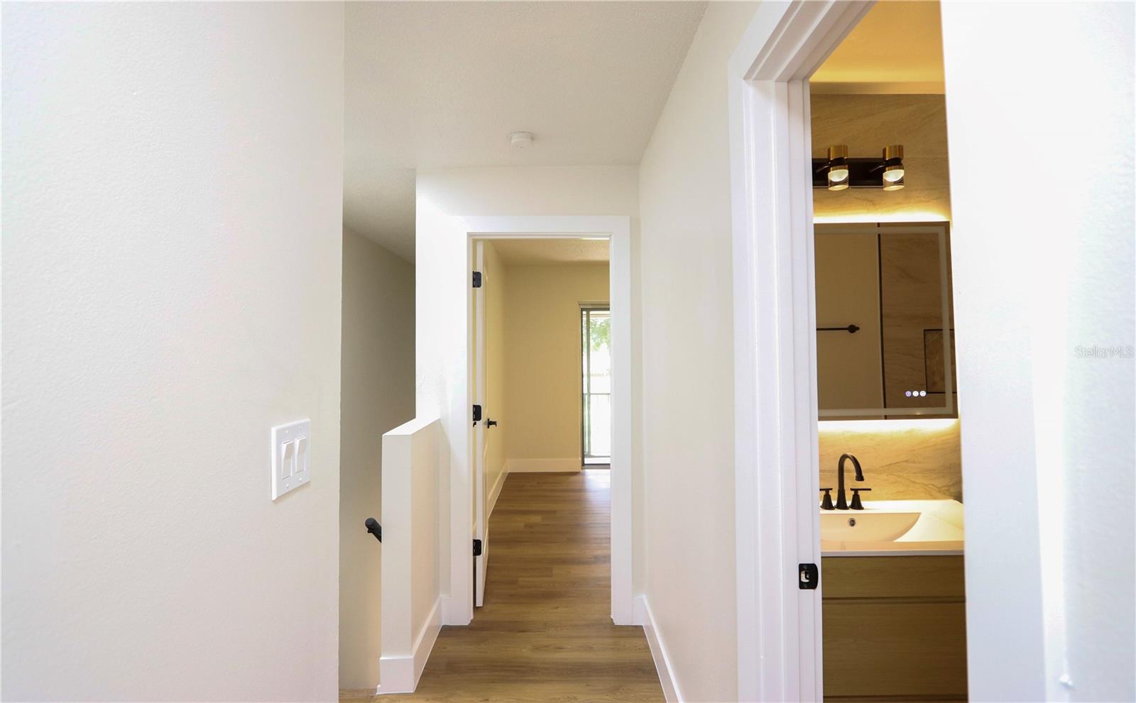 PARK LAKE TWNHS - Residential
