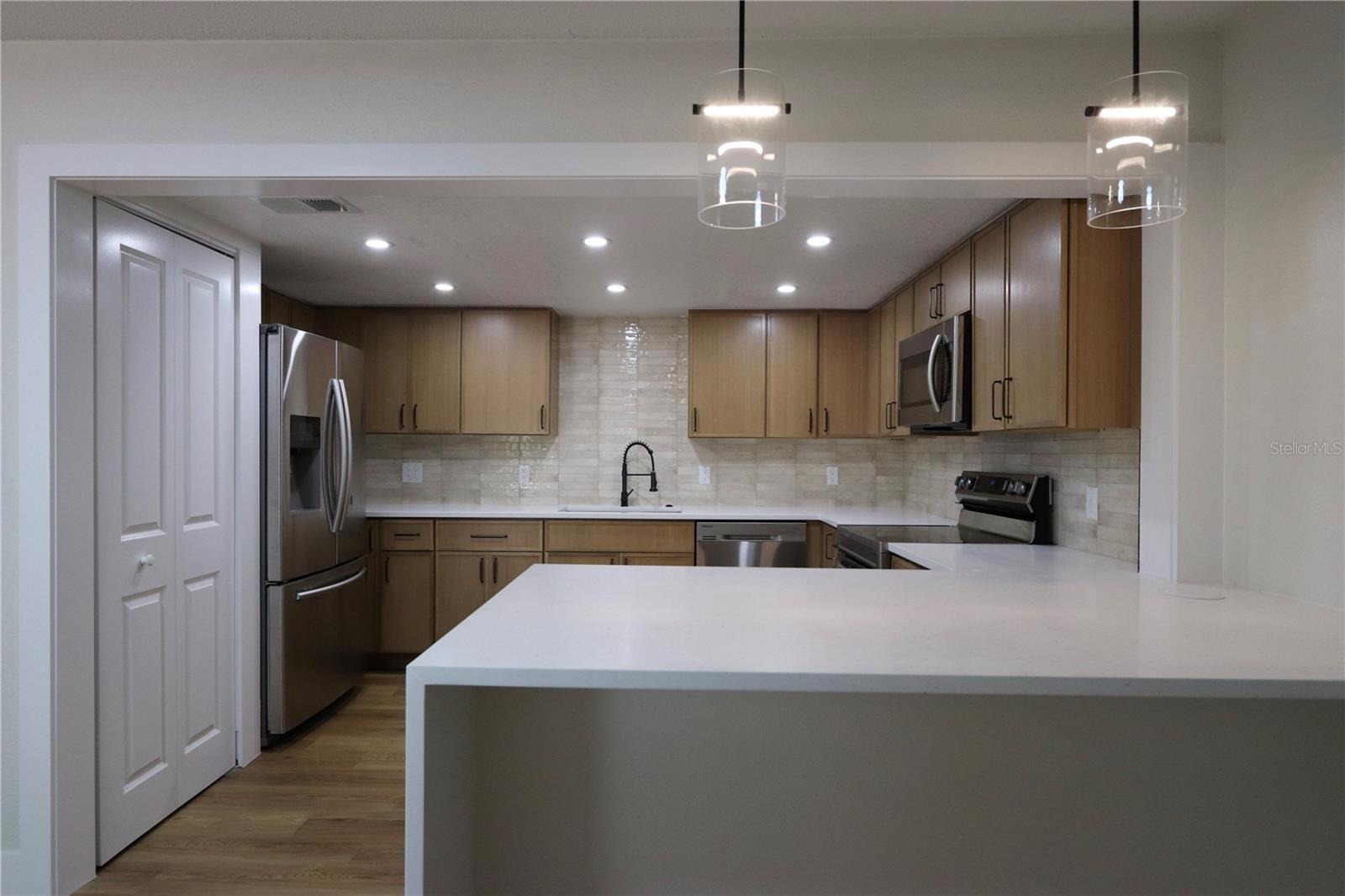 PARK LAKE TWNHS - Residential