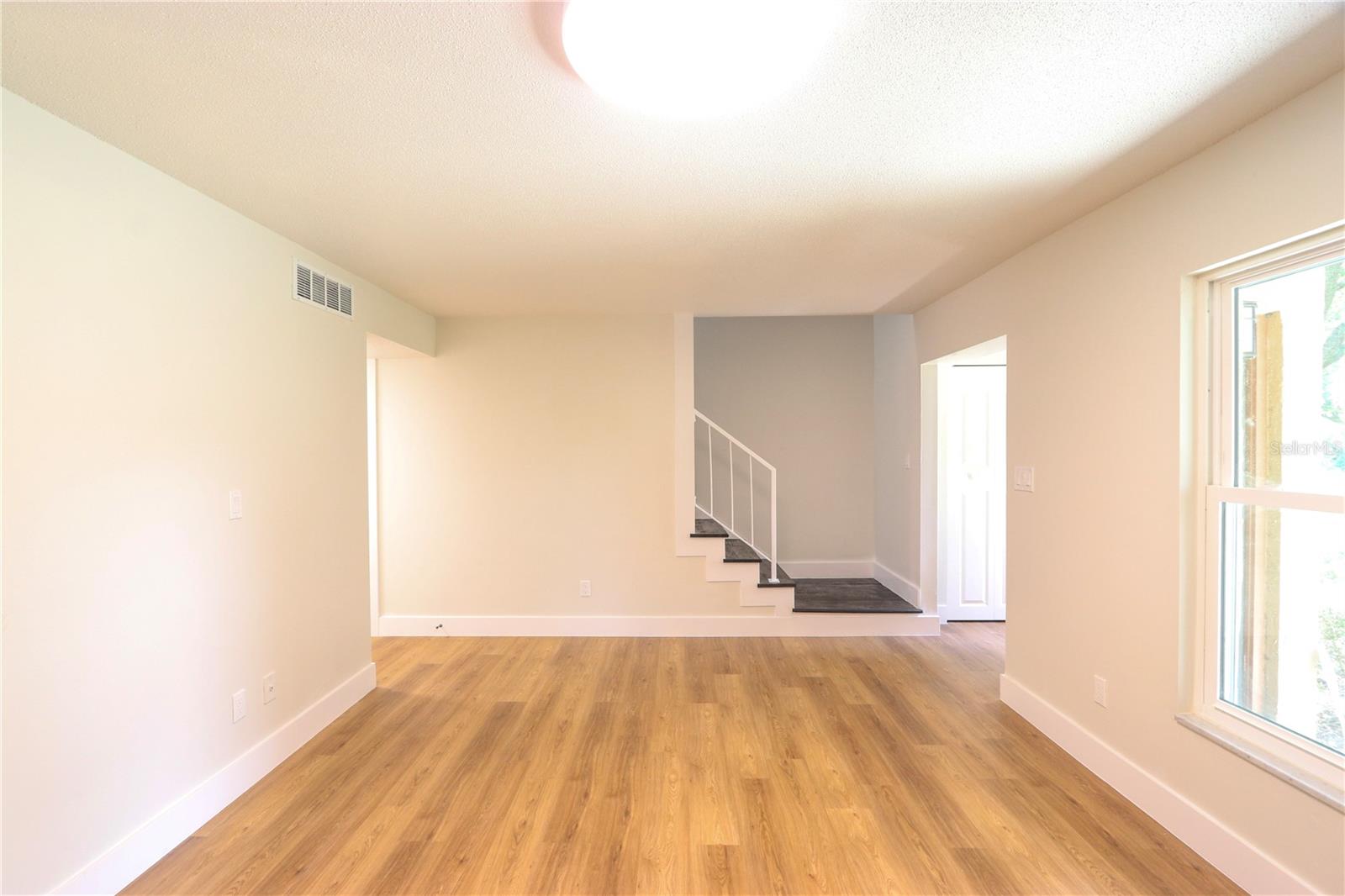 PARK LAKE TWNHS - Residential