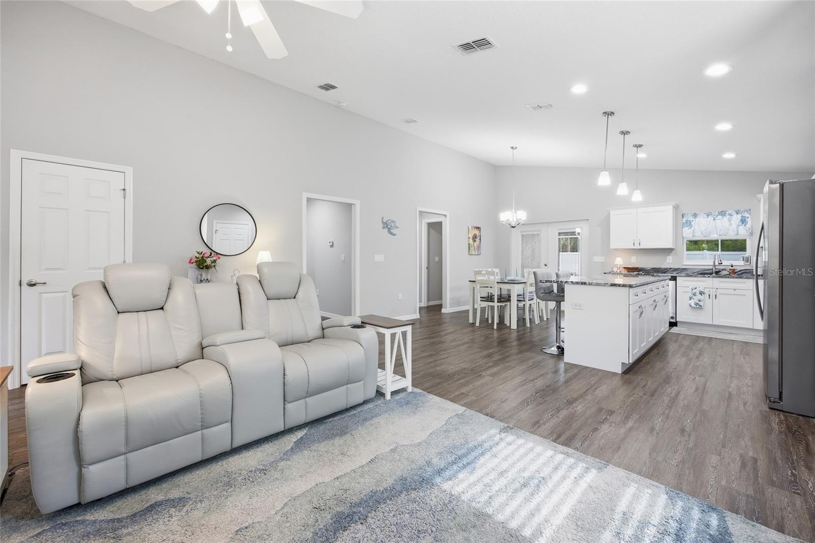 SILVER SPGS SHORES UN 36 - Residential