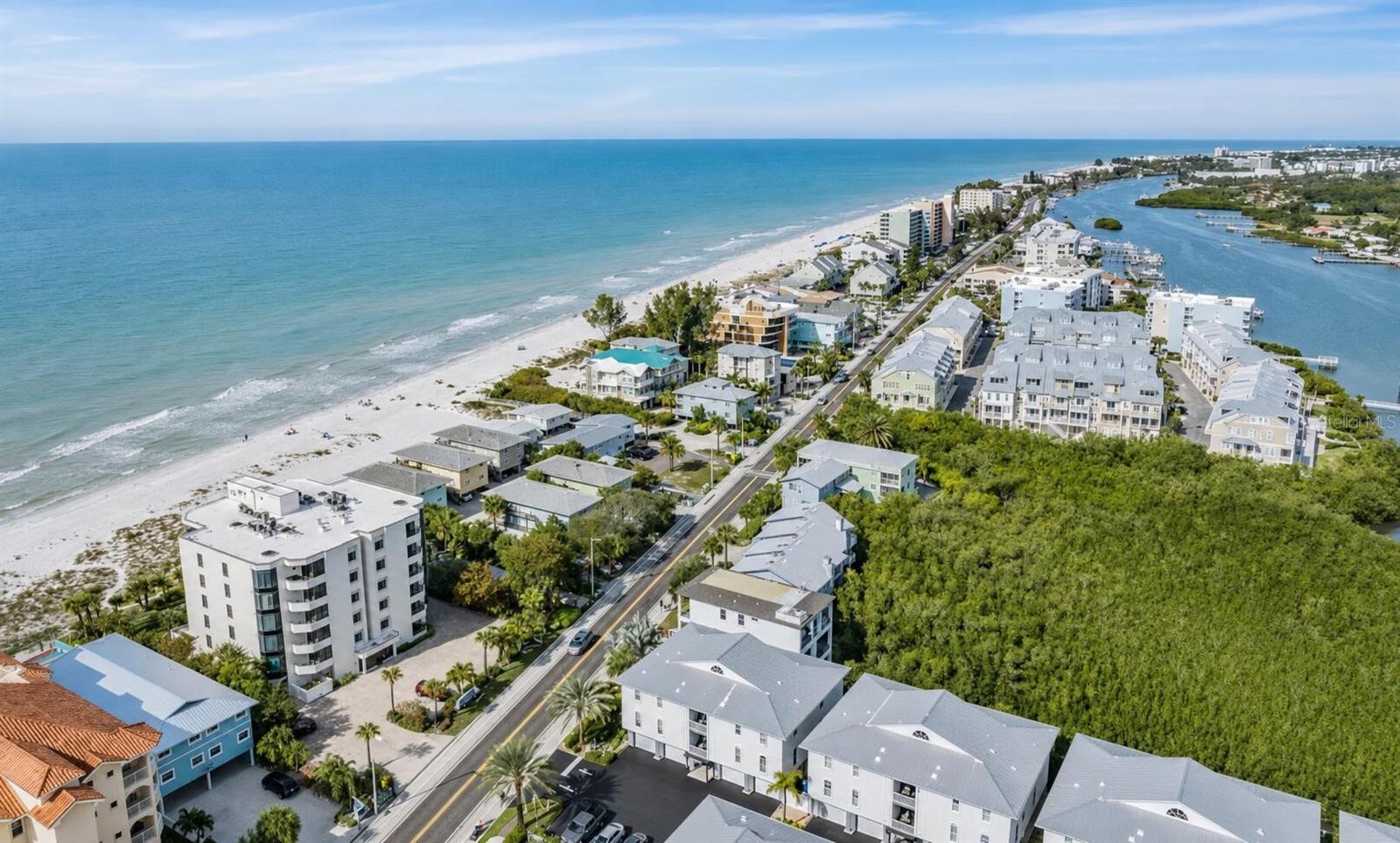 MARINERS POINTE OF INDIAN SHORES CONDO - Residential