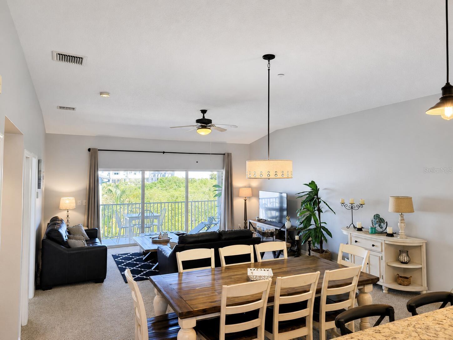 MARINERS POINTE OF INDIAN SHORES CONDO - Residential