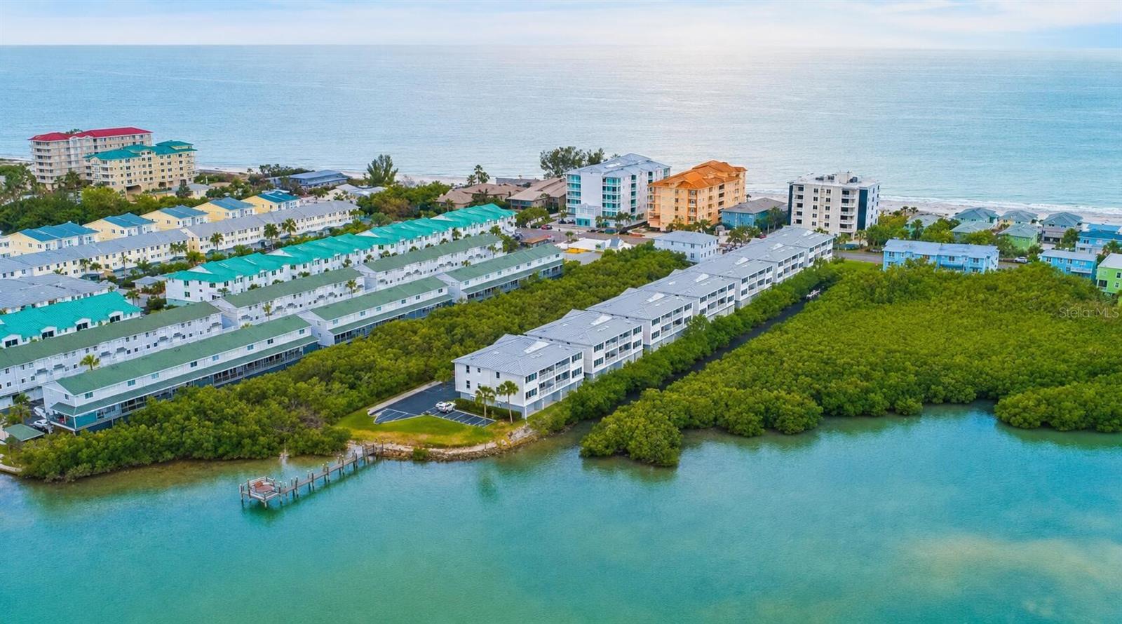 MARINERS POINTE OF INDIAN SHORES CONDO - Residential