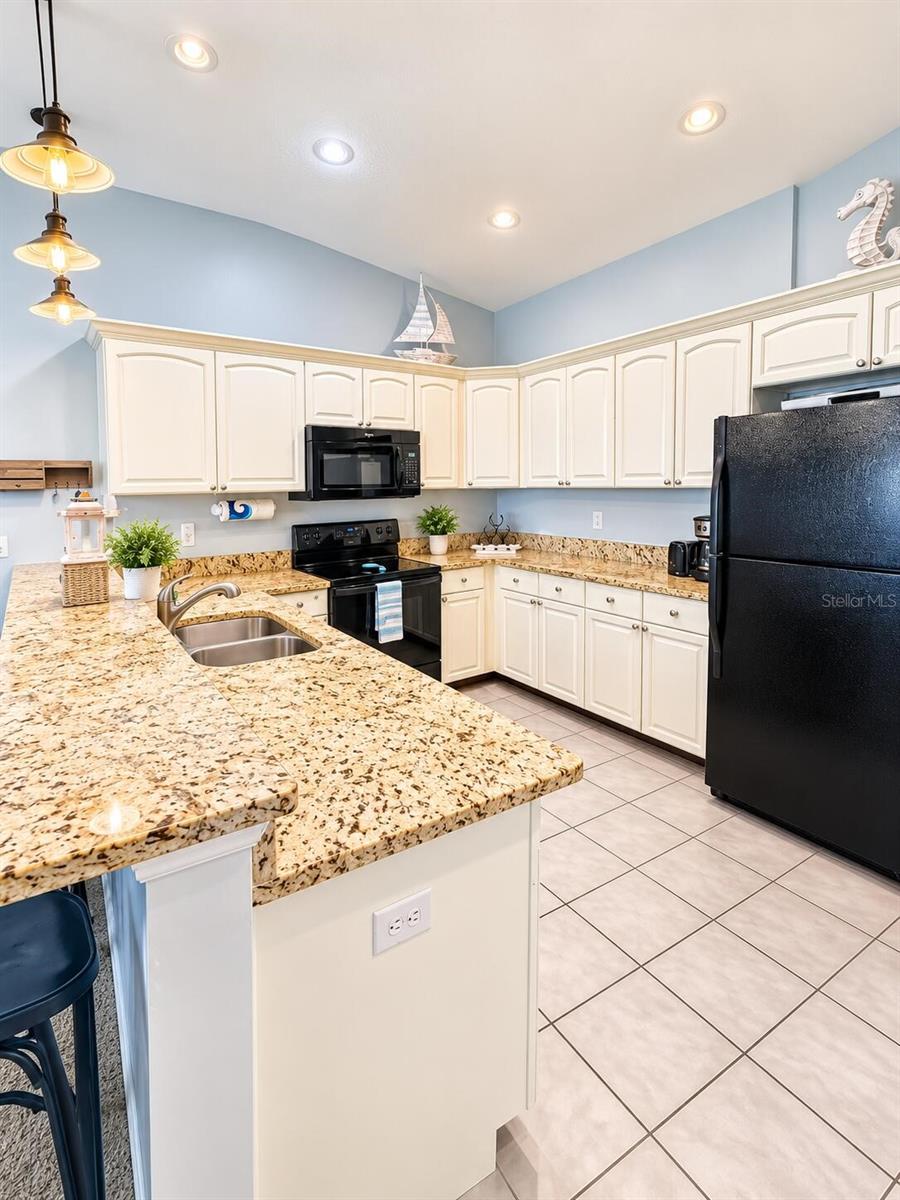 MARINERS POINTE OF INDIAN SHORES CONDO - Residential