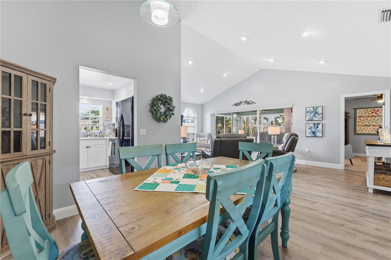 LAKEBRIDGE PH II & III - Residential