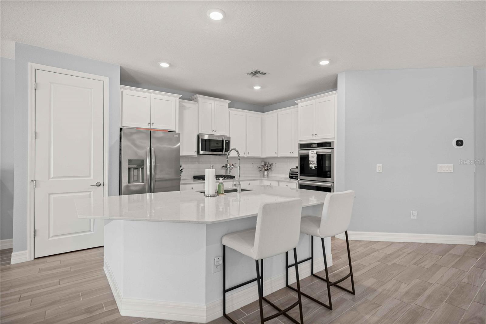 OAK HAMMOCK AT BELLECHASE - Residential