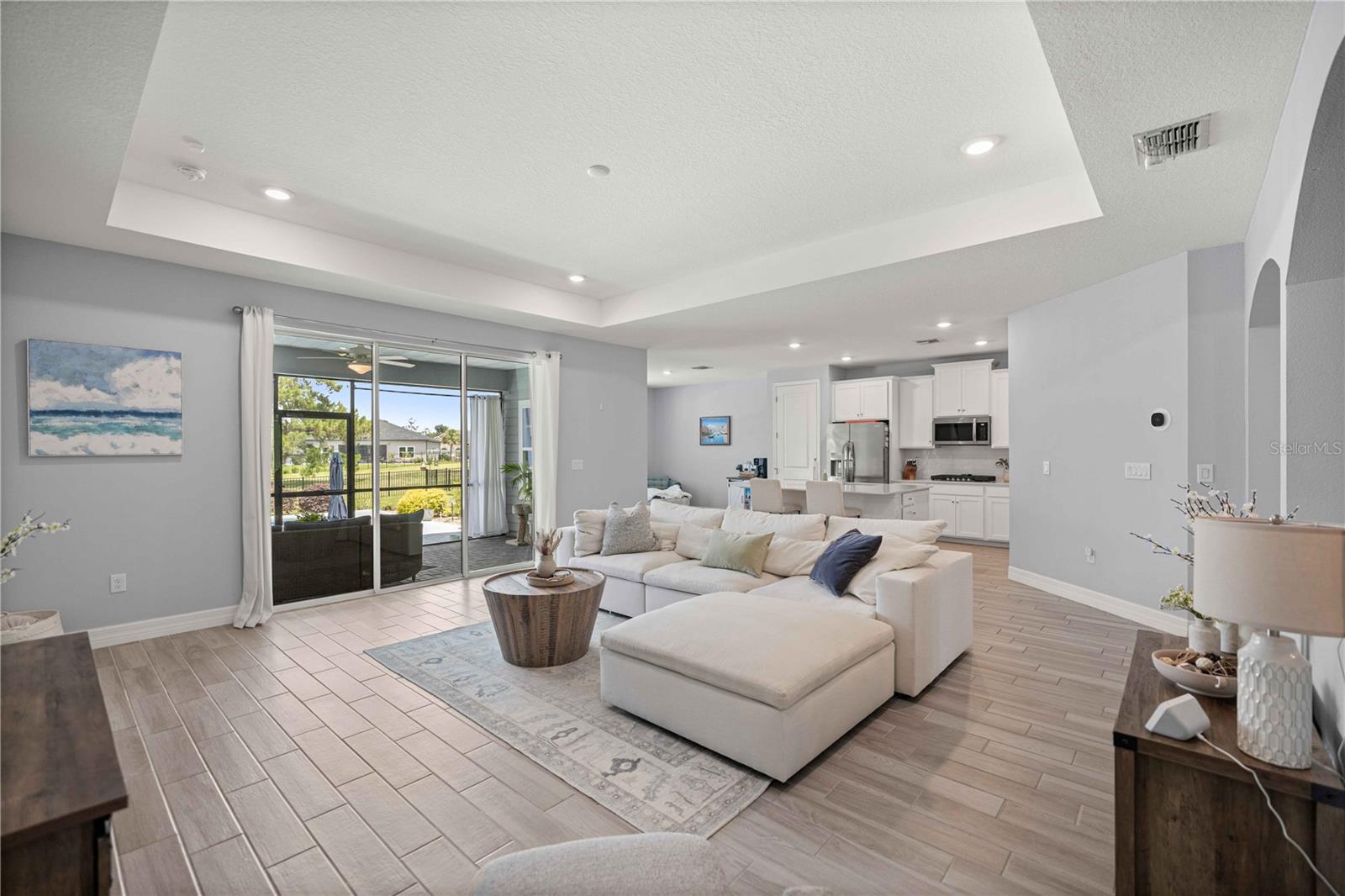 OAK HAMMOCK AT BELLECHASE - Residential