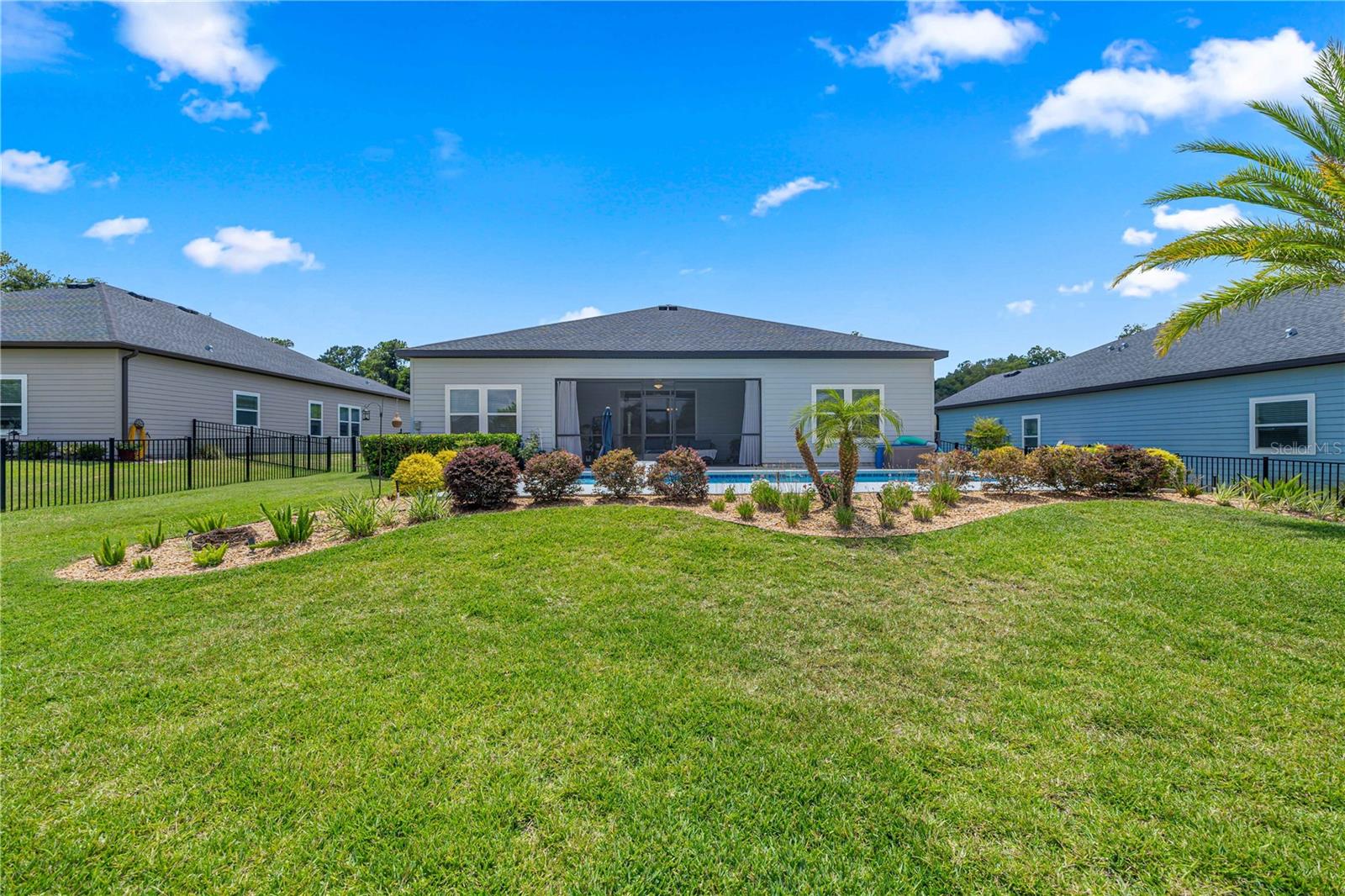 OAK HAMMOCK AT BELLECHASE - Residential