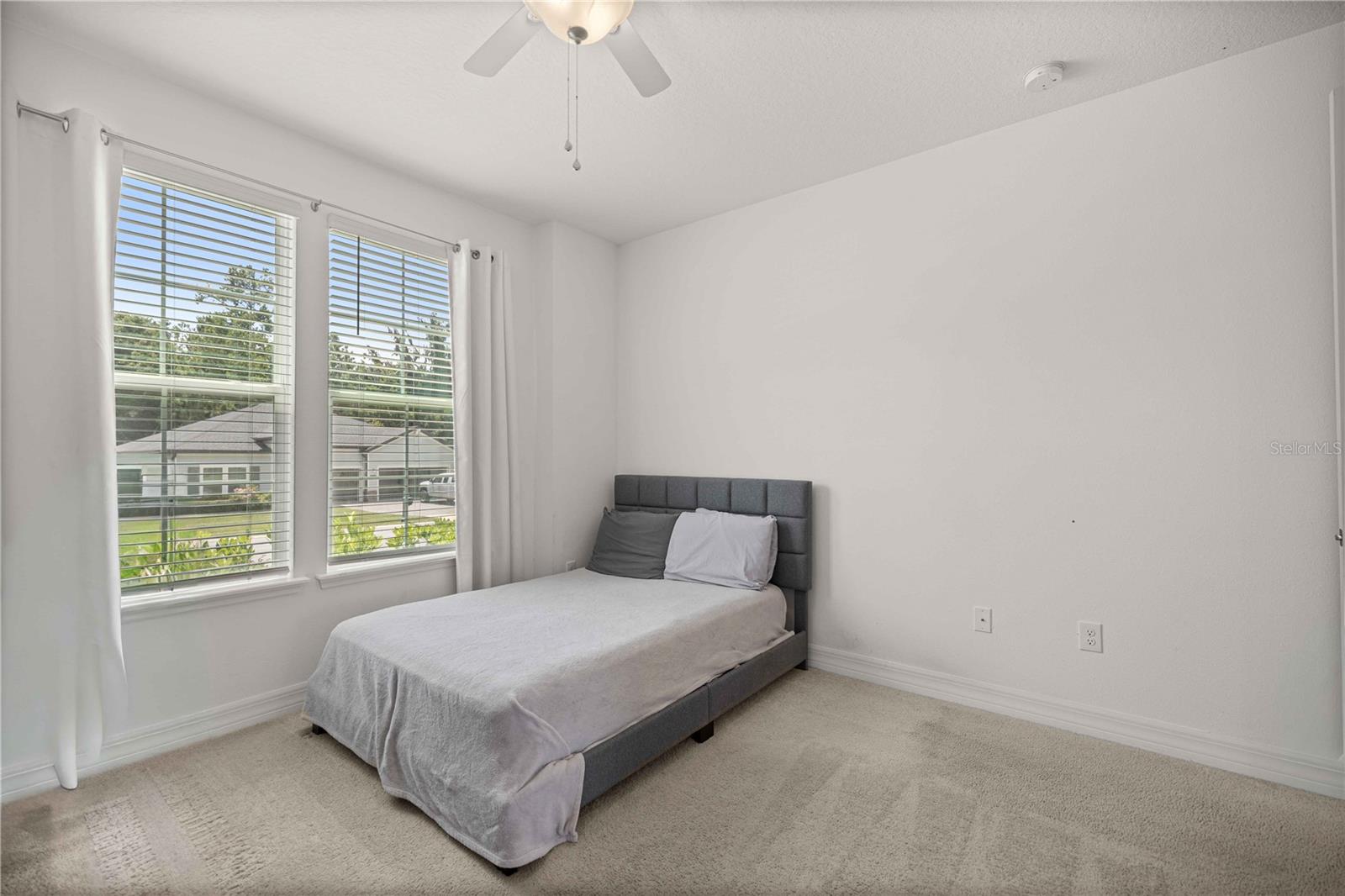 OAK HAMMOCK AT BELLECHASE - Residential