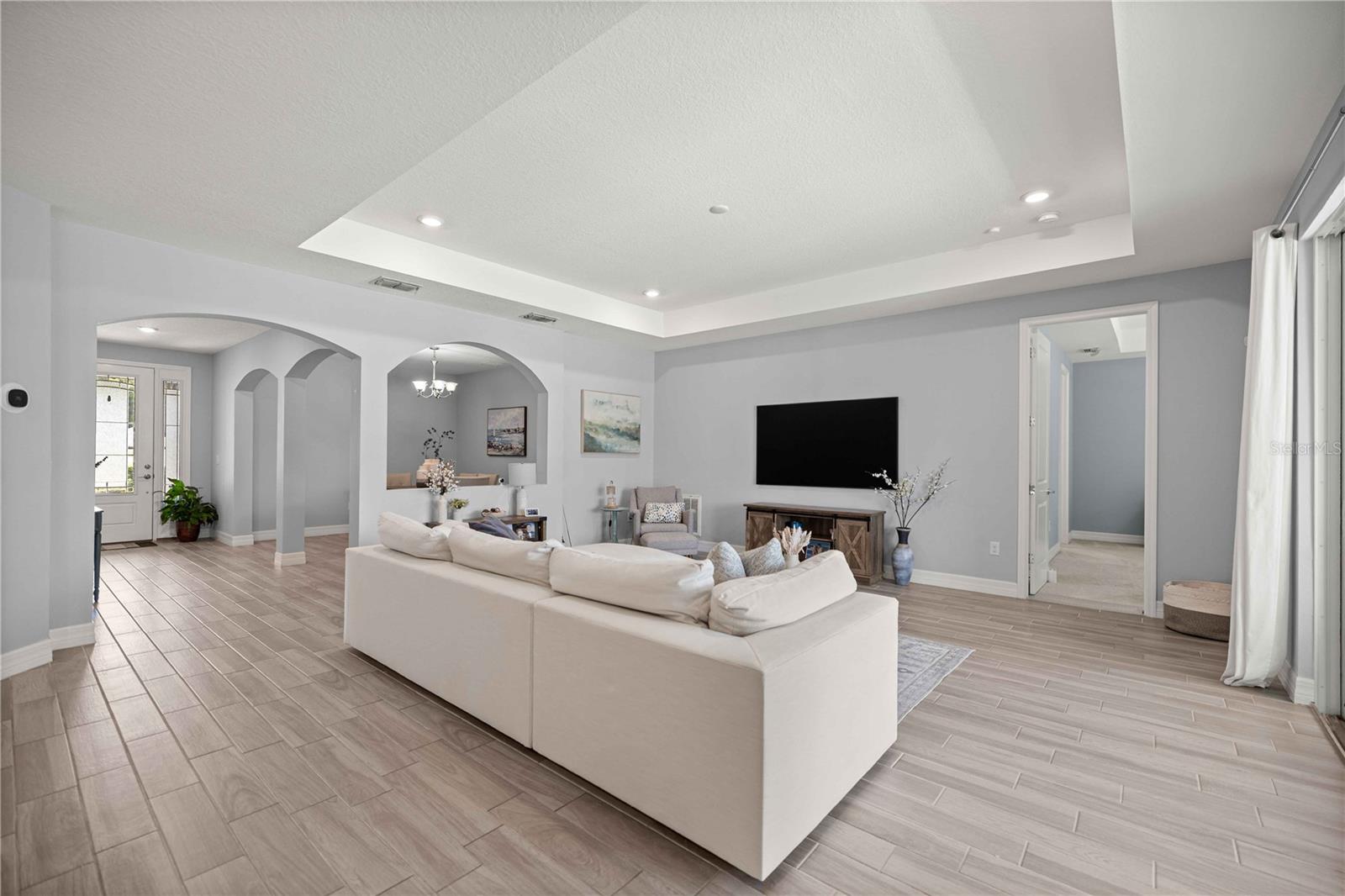 OAK HAMMOCK AT BELLECHASE - Residential