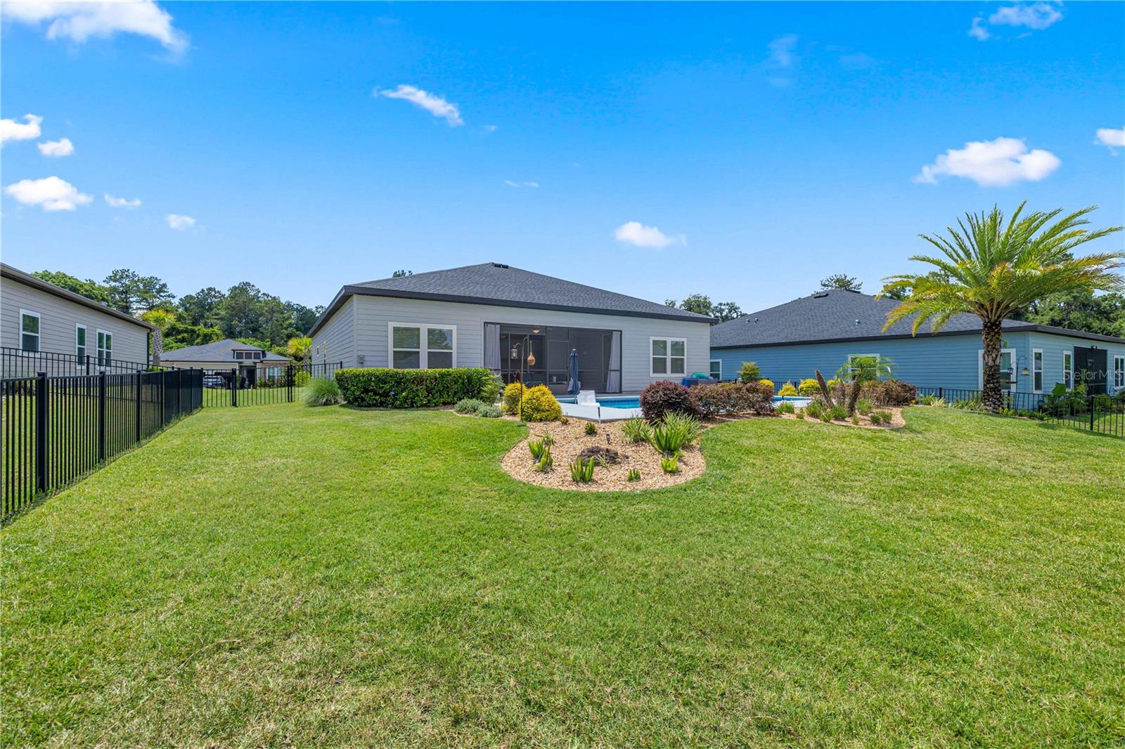 OAK HAMMOCK AT BELLECHASE - Residential