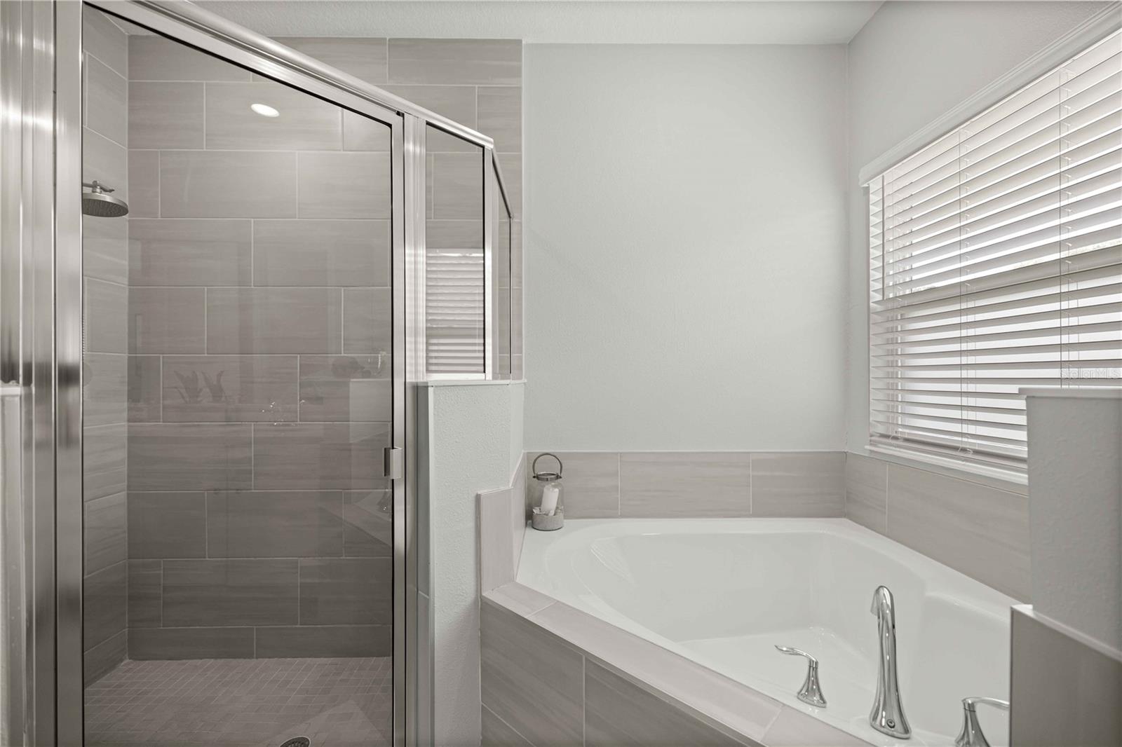 OAK HAMMOCK AT BELLECHASE - Residential