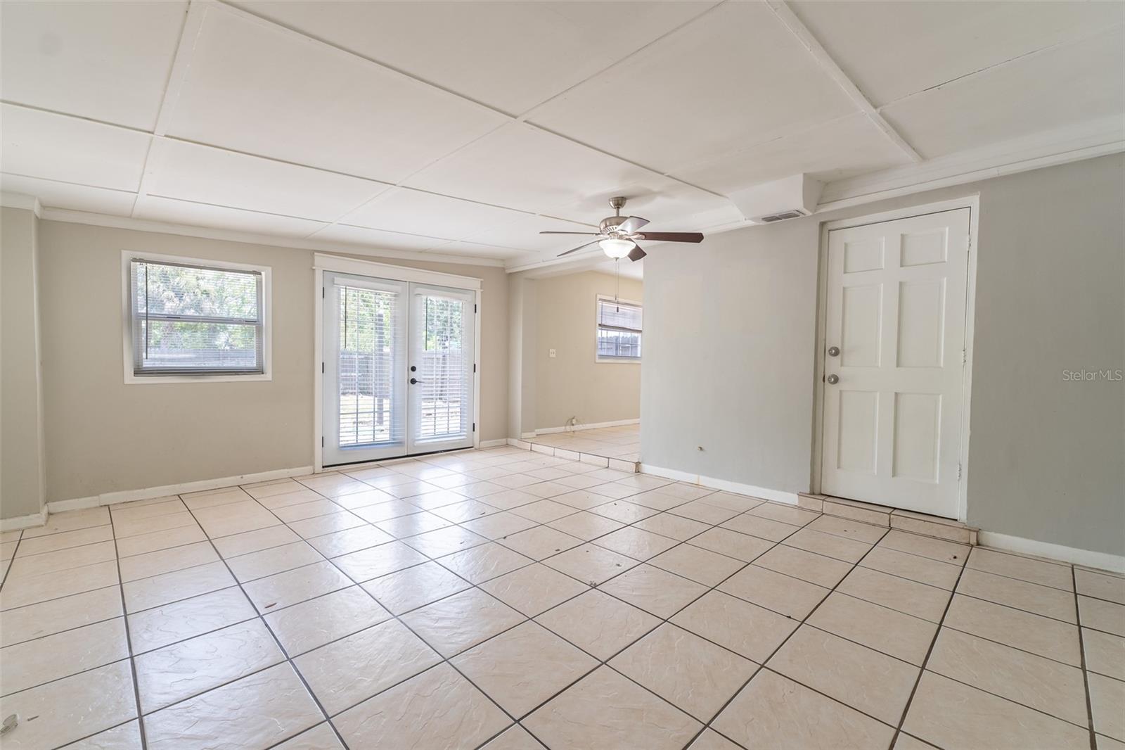 CRESTRIDGE SUB THIRD ADD - Residential