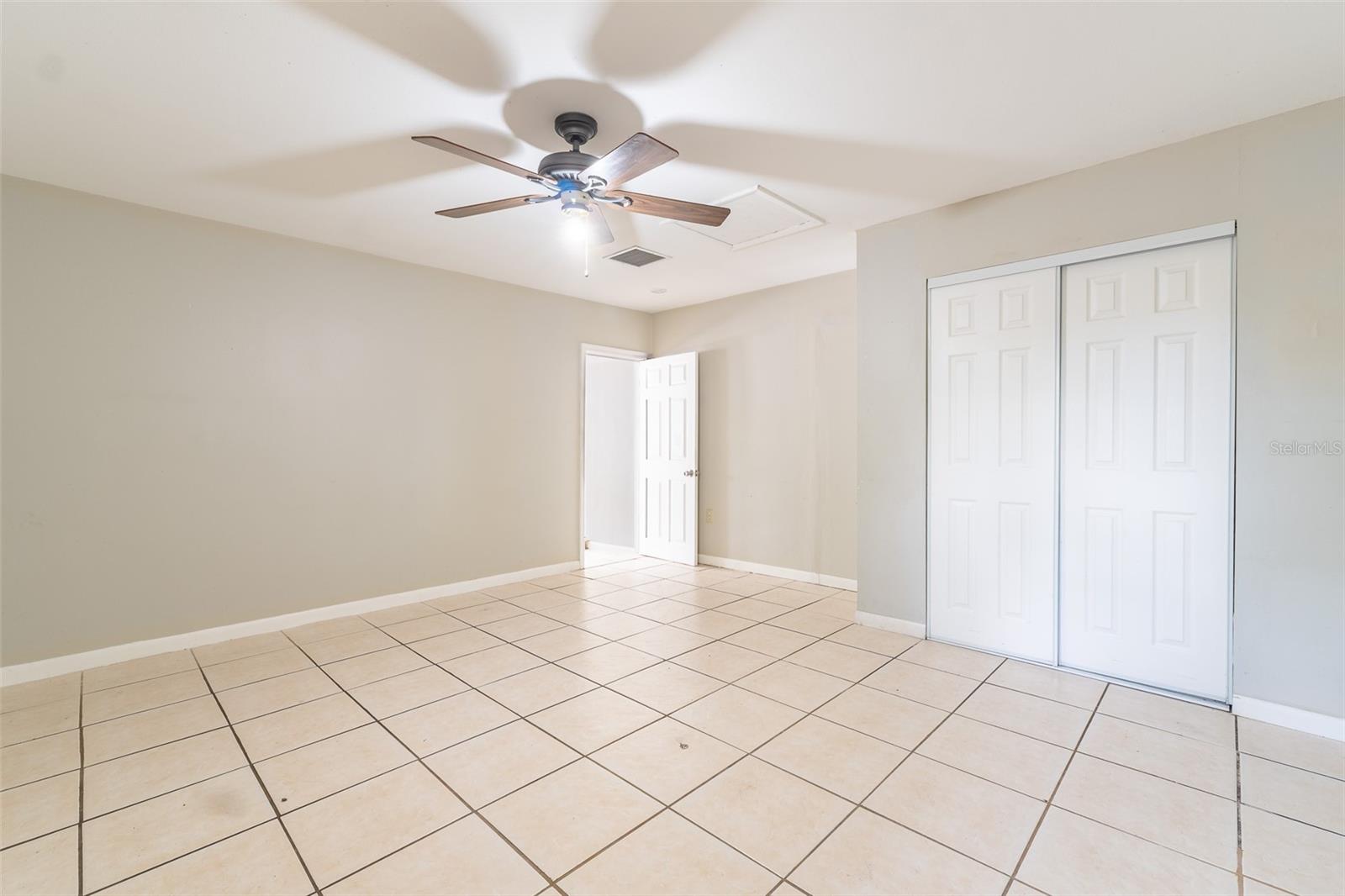 CRESTRIDGE SUB THIRD ADD - Residential