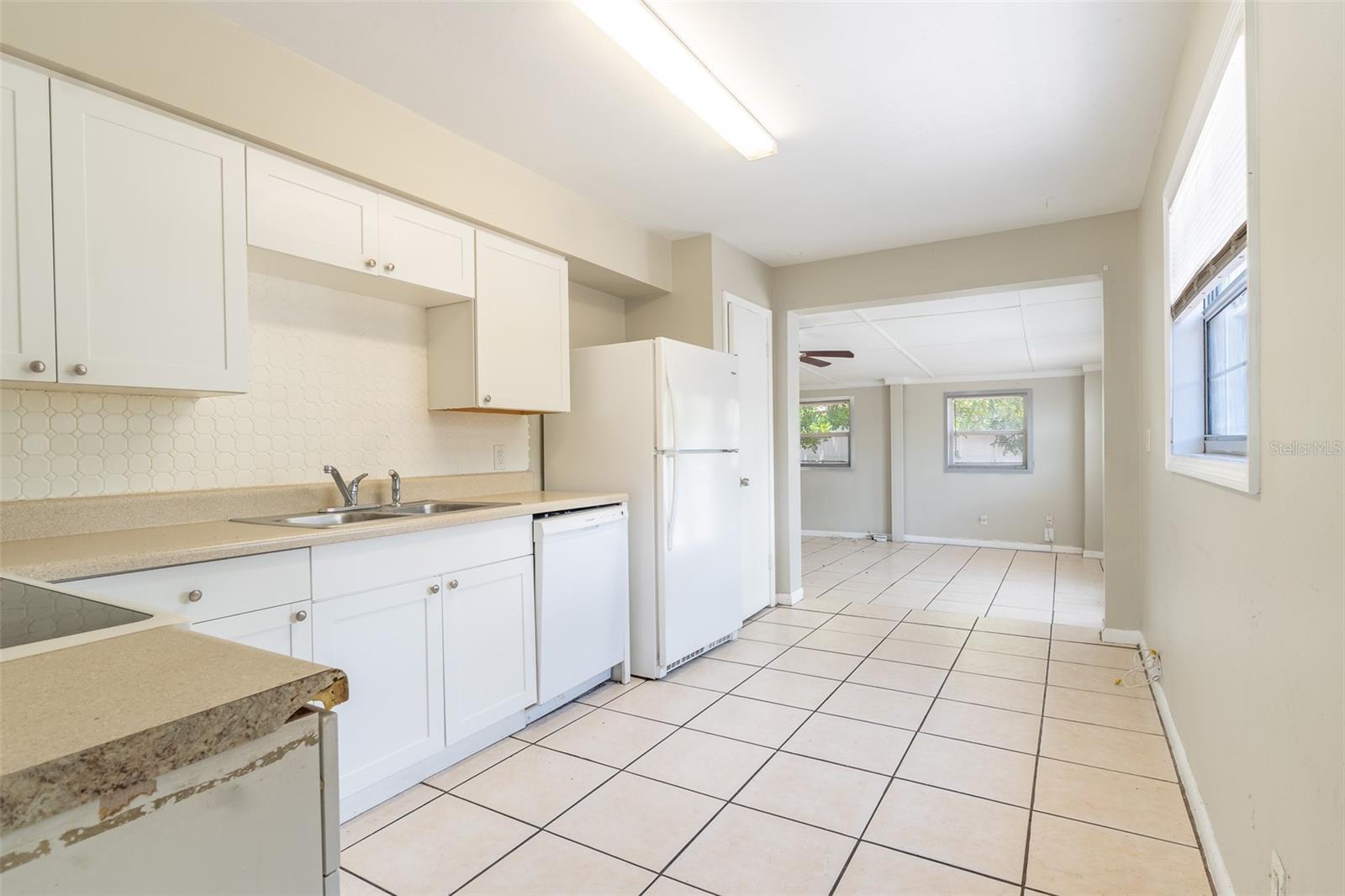 CRESTRIDGE SUB THIRD ADD - Residential