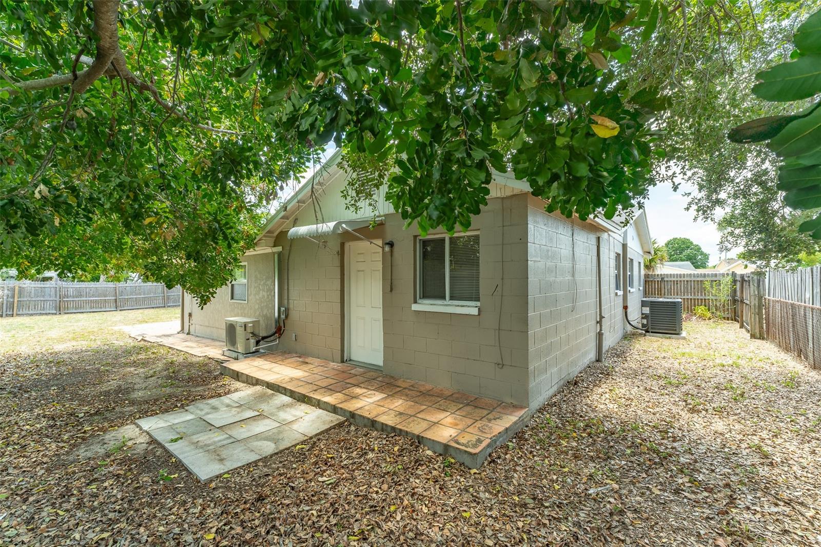 CRESTRIDGE SUB THIRD ADD - Residential