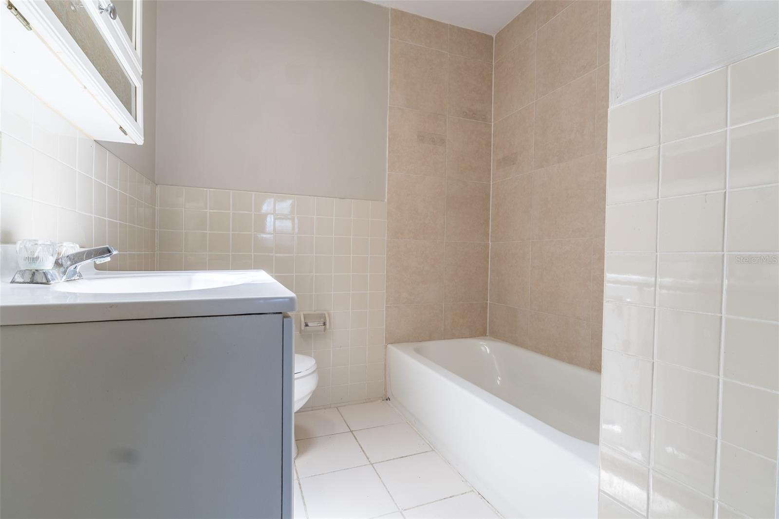 CRESTRIDGE SUB THIRD ADD - Residential